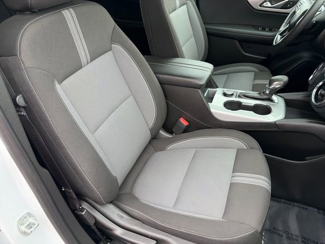 Used 2025 Chevrolet Blazer LT image 36