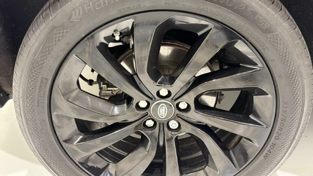 Used 2020 Land Rover Discovery Sport SE AWD/4WD image 13