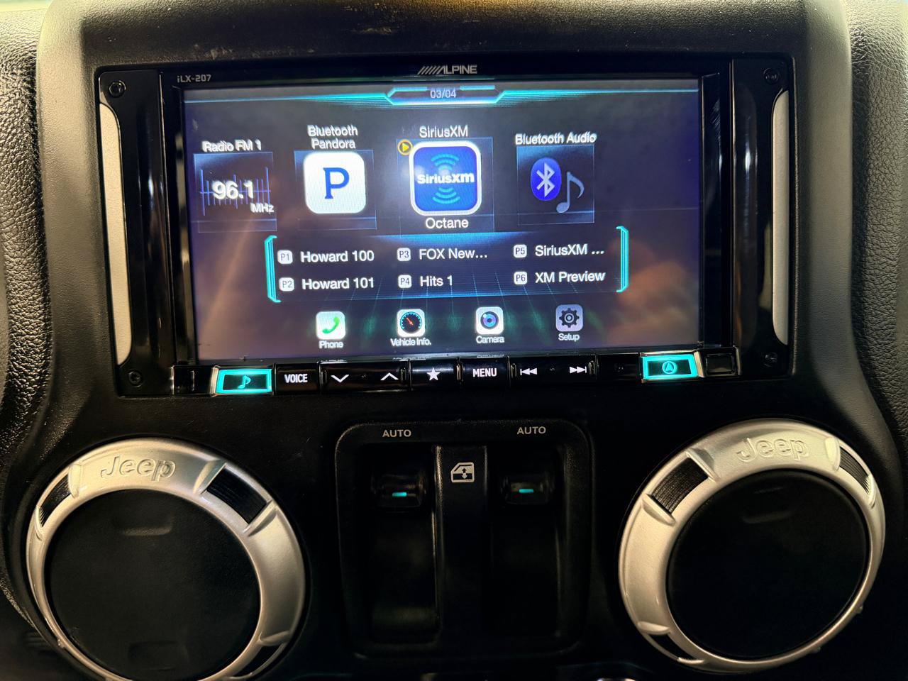 Used 2014 Jeep Wrangler Sahara w/ Connectivity Group AWD/4WD image 39