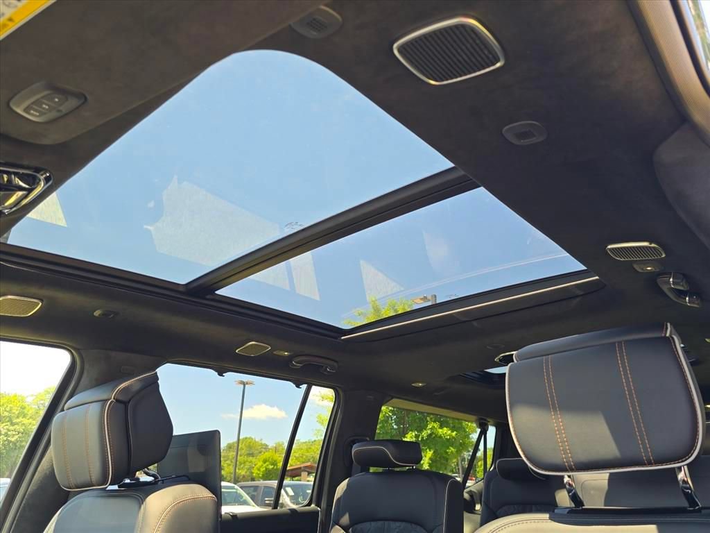 New 2026 Jeep Grand Wagoneer L Summit AWD/4WD image 10