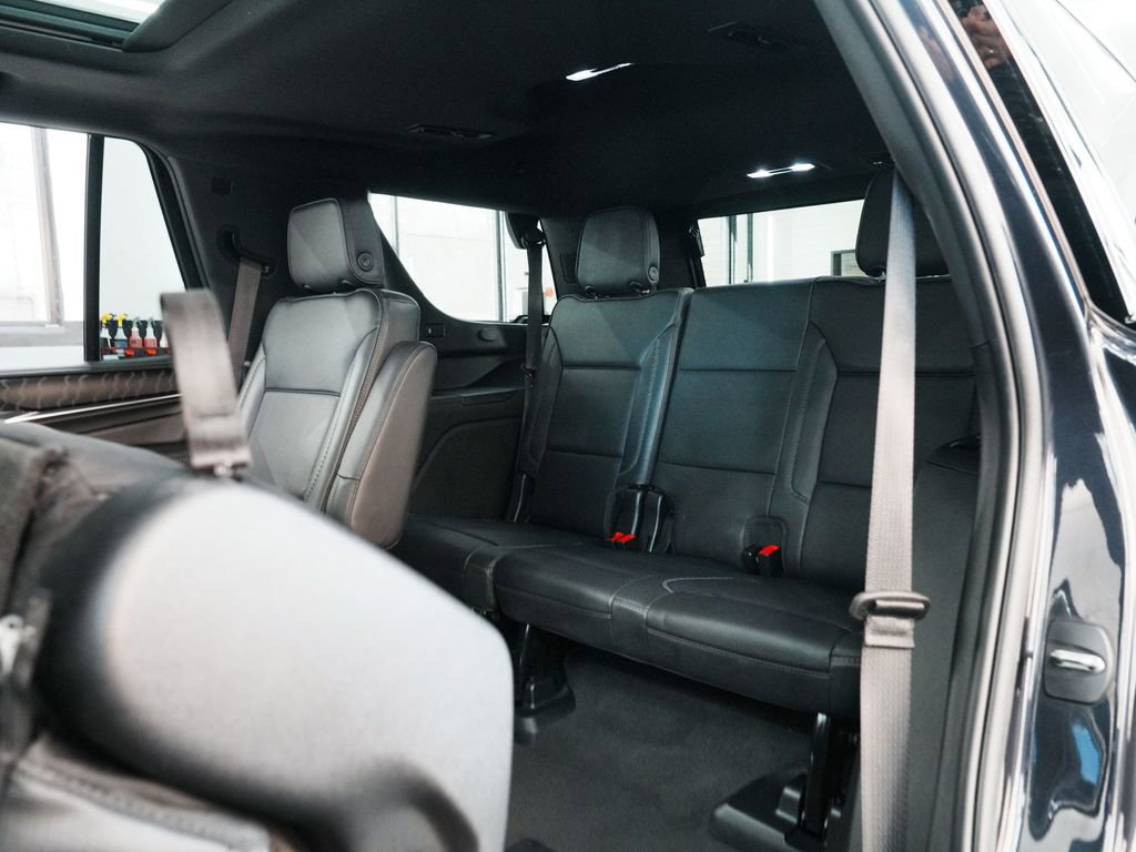 Used 2023 GMC Yukon Denali AWD/4WD image 32