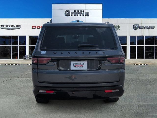 Used 2025 Jeep Wagoneer L Series II w/ Premium Group I AWD/4WD image 8