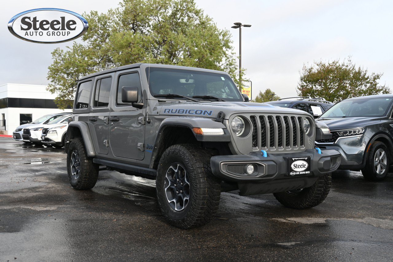 Used 2022 Jeep Wrangler Unlimited Rubicon 4xe w/ Cold Weather Group AWD/4WD image 3