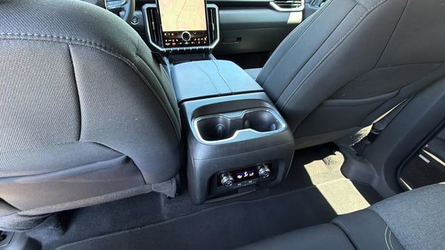 Used 2025 GMC Acadia Elevation FWD image 20