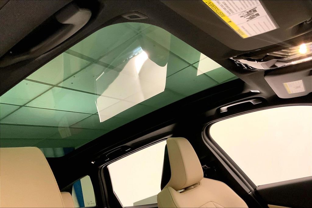 Certified 2025 BMW X3 xDrive30i w/ Convenience Package image 26