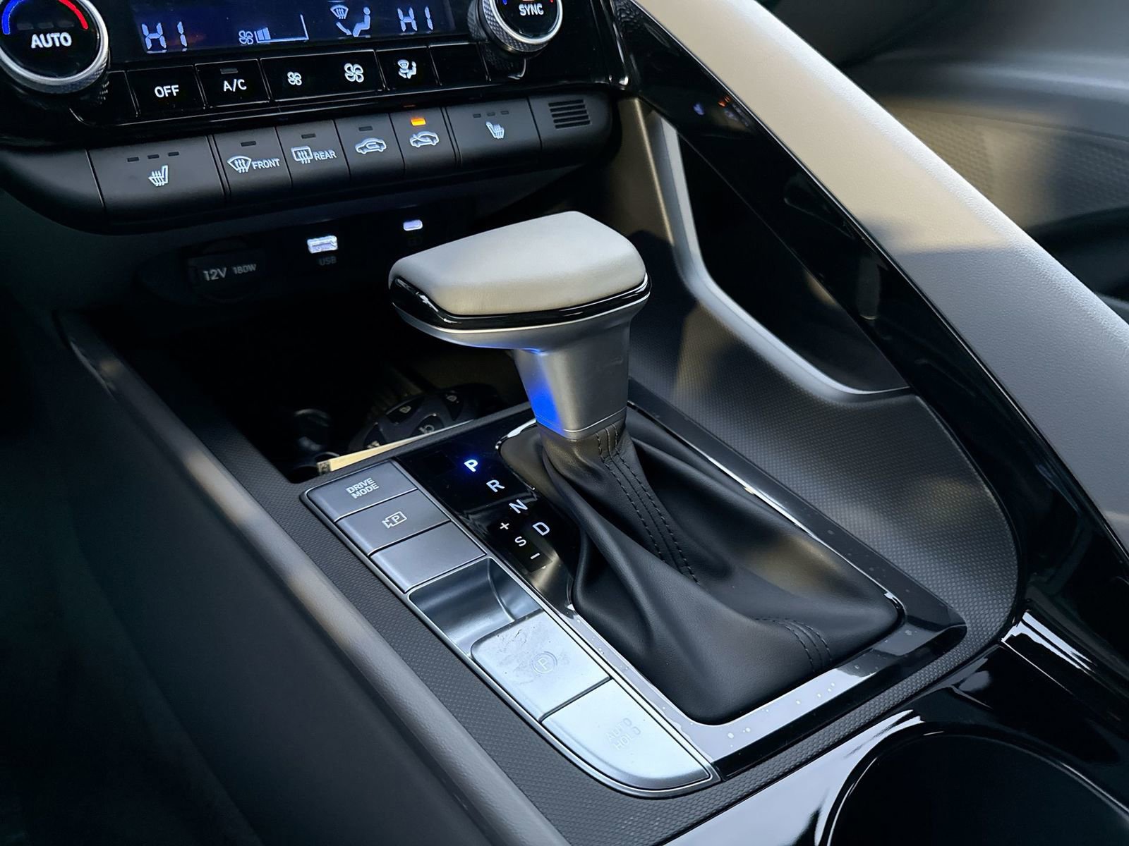 New 2026 Hyundai Elantra SEL Sport image 20