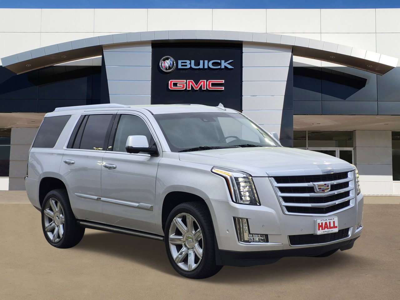 Certified 2020 Cadillac Escalade Premium Luxury image 1