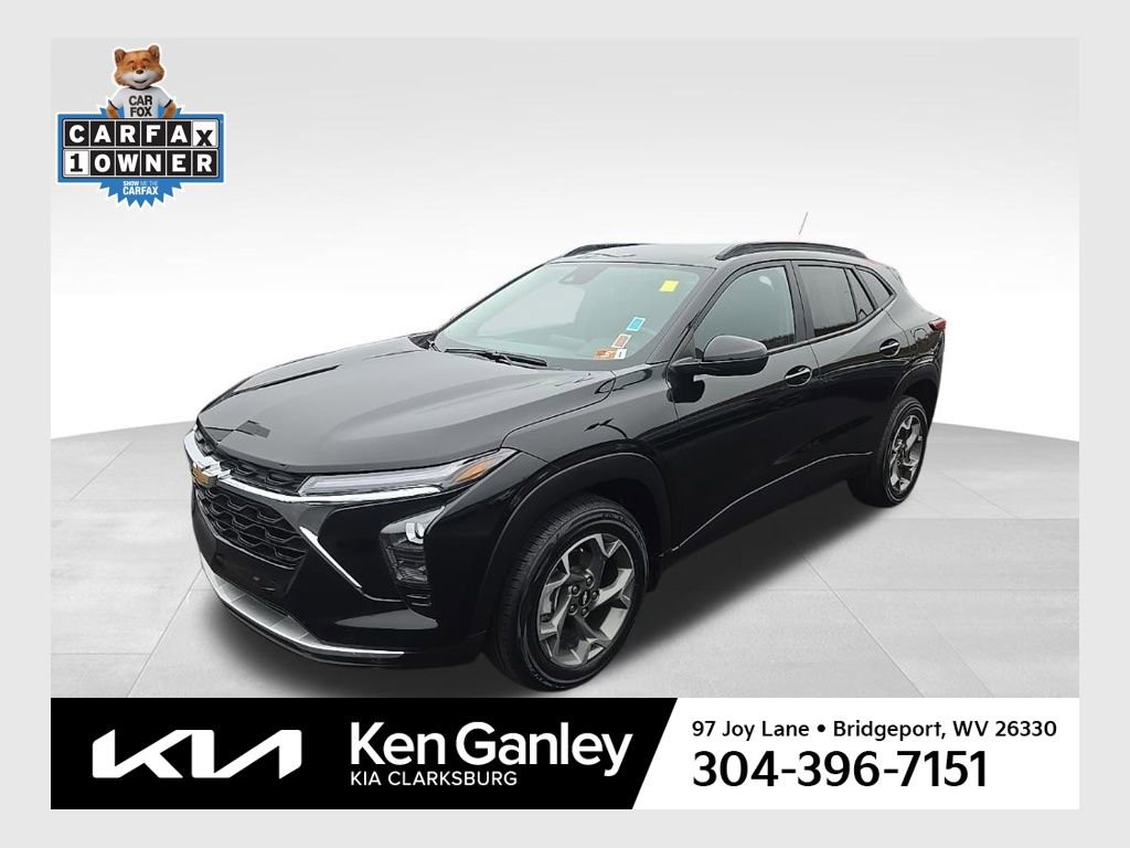 Used 2024 Chevrolet Trax LT image 1