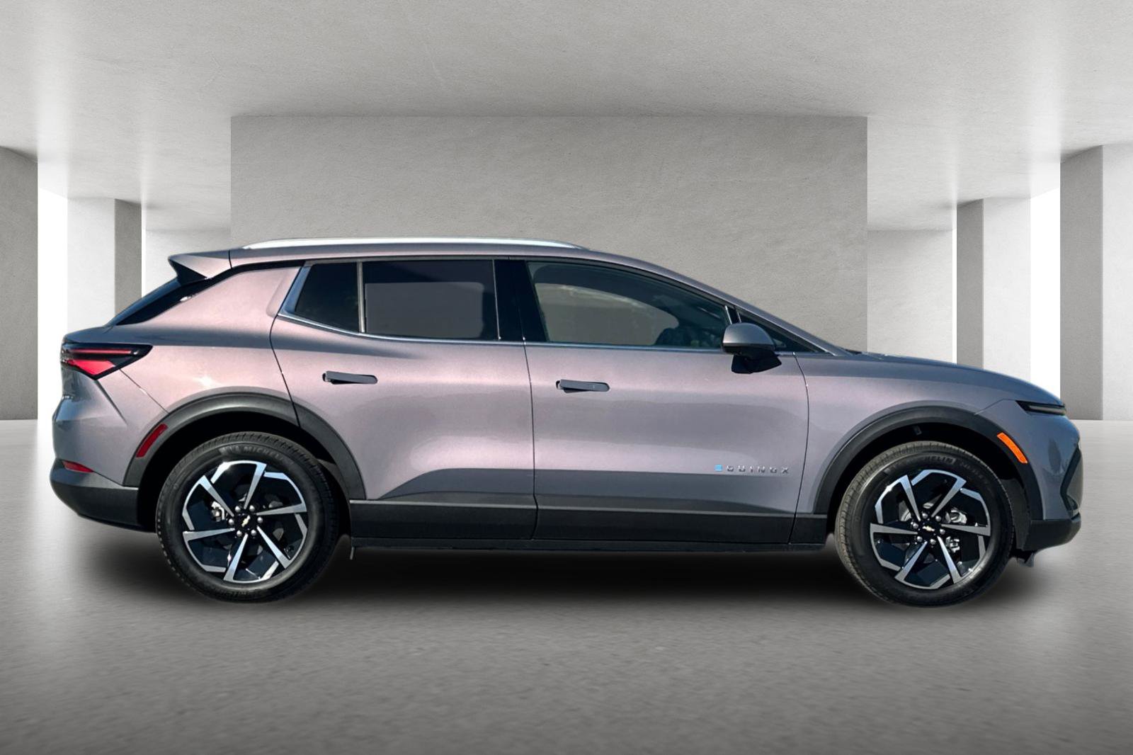 New 2026 Chevrolet Equinox EV LT AWD/4WD image 3