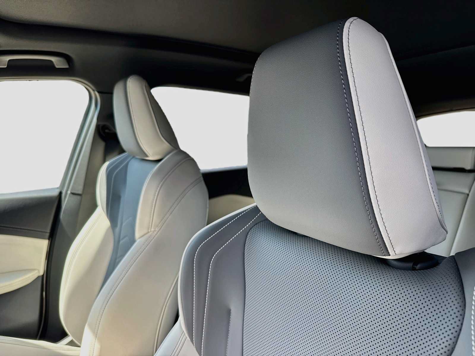 New 2027 BMW X1 xDrive28i AWD/4WD image 16