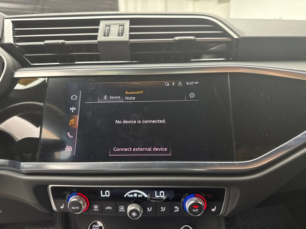 Used 2022 Audi Q3 2.0T Premium Plus AWD/4WD image 16