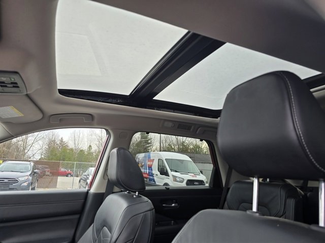 Used 2022 Nissan Pathfinder Platinum image 12