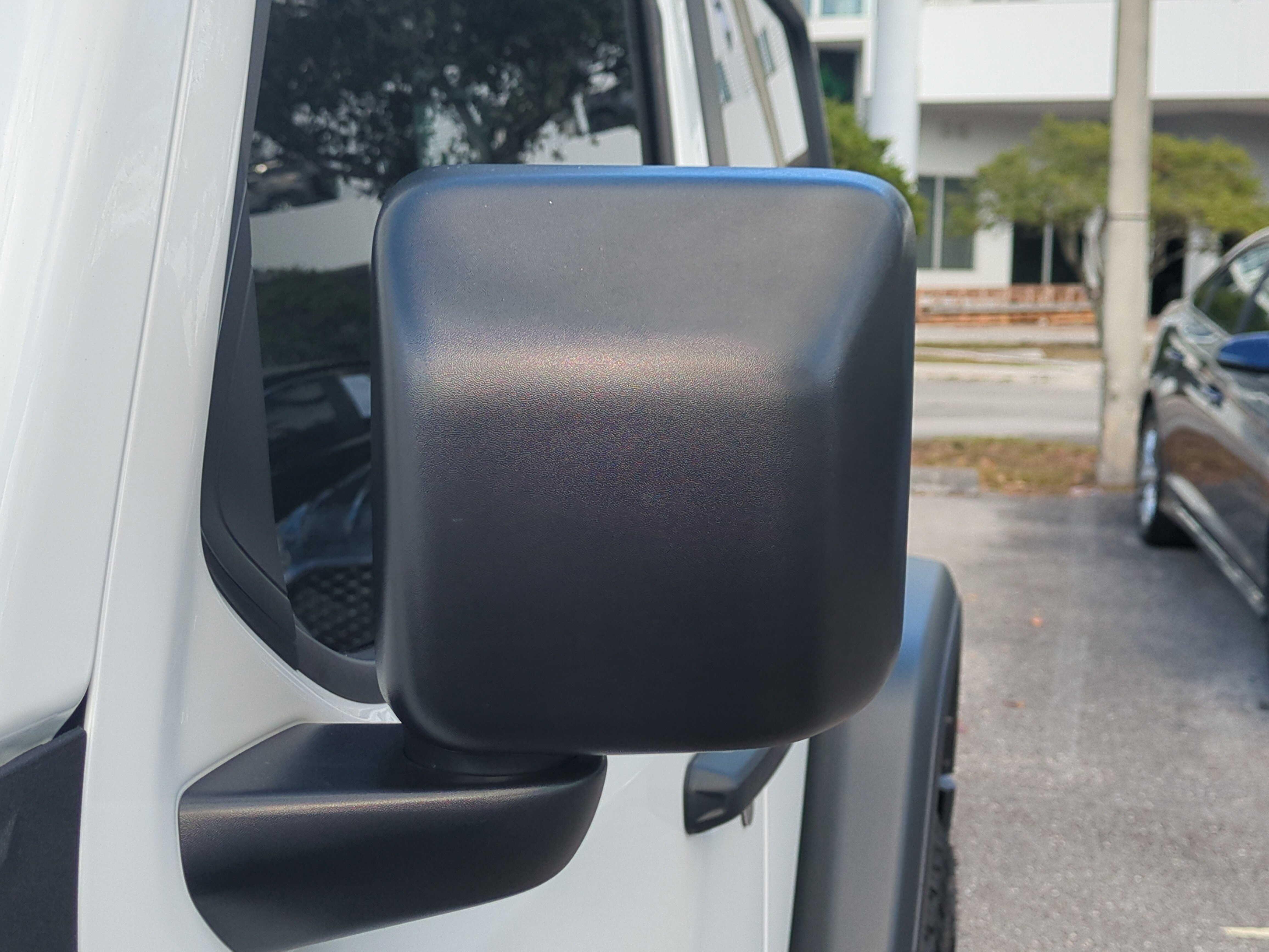 Certified 2025 Jeep Wrangler Willys image 12