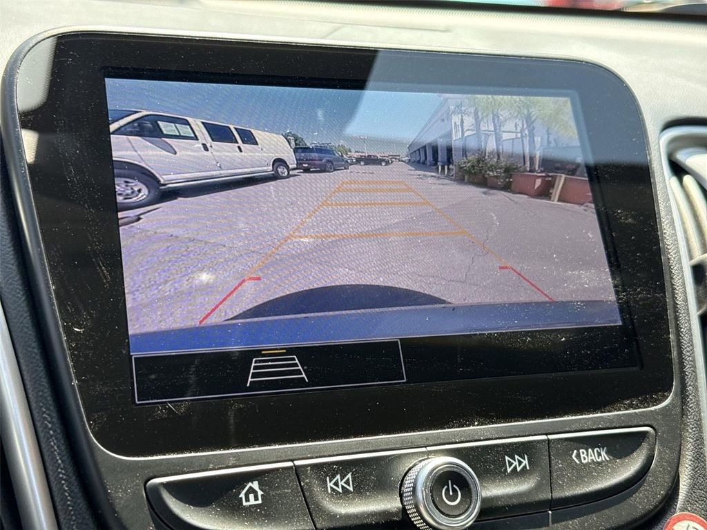 Used 2025 Chevrolet Malibu LT FWD image 13