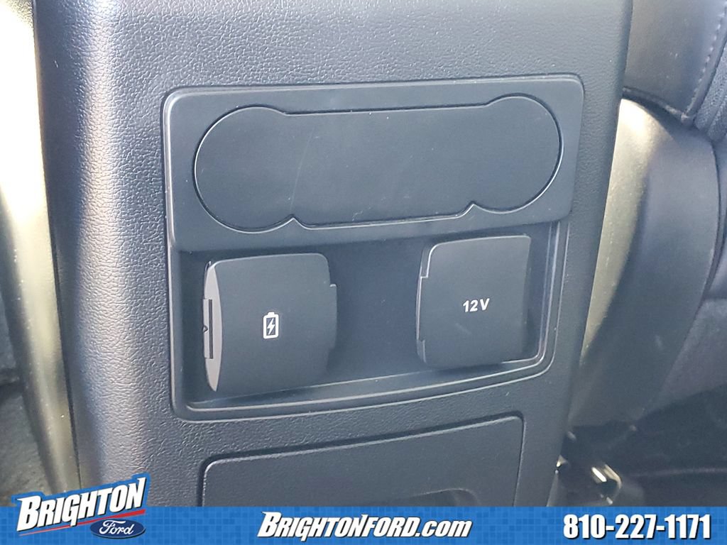 Used 2023 Ford Explorer XLT w/ Equipment Group 202A AWD/4WD image 14