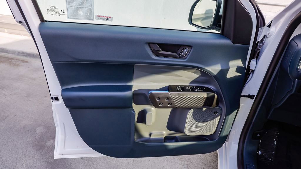 Used 2025 Ford Maverick Lobo image 25