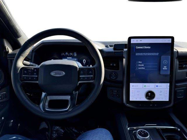 Used 2024 Ford Expedition Platinum RWD image 30