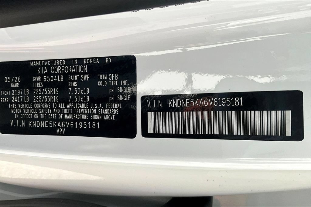 New 2027 Kia Carnival SX Prestige FWD image 8