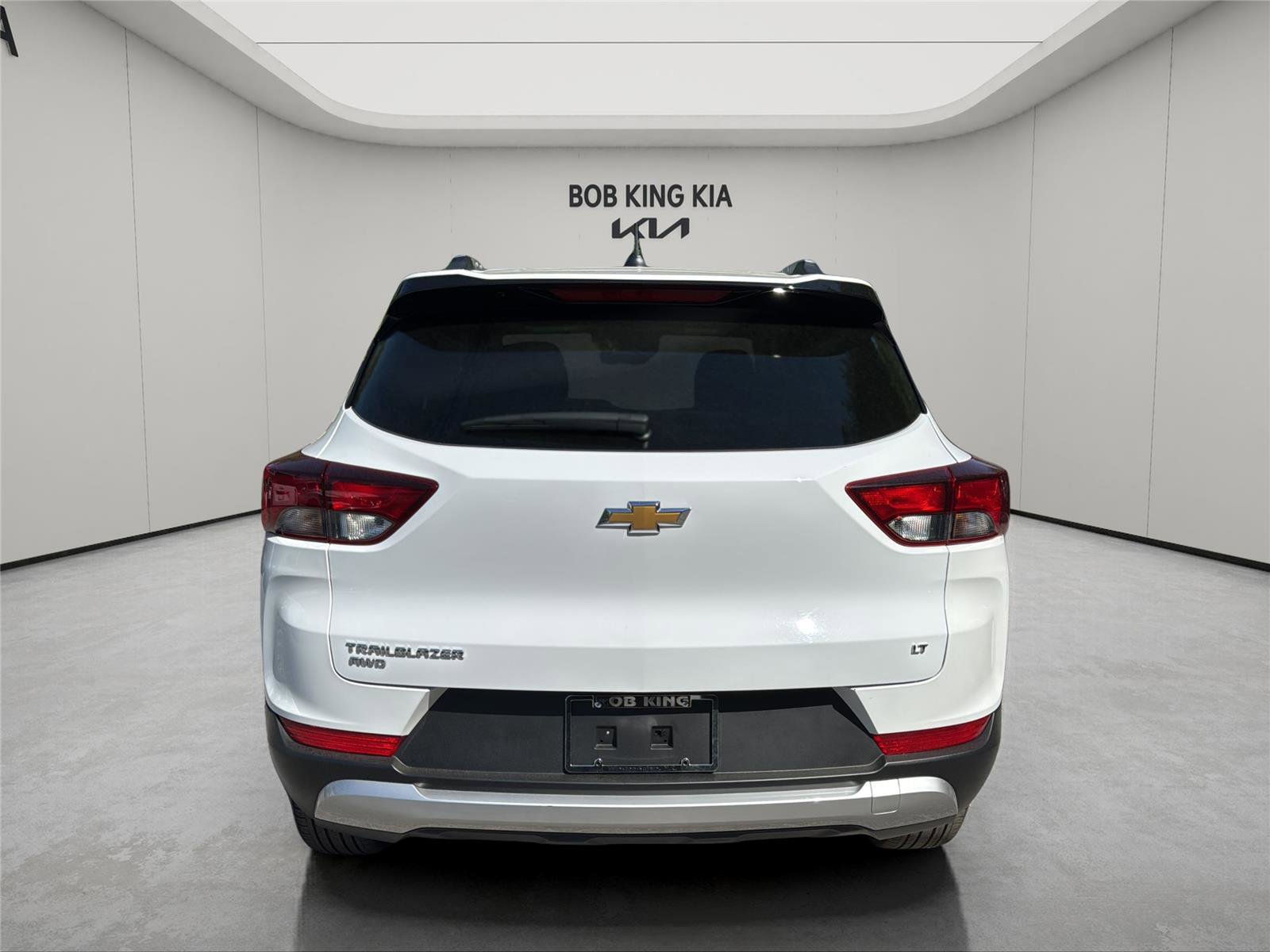 Used 2025 Chevrolet TrailBlazer LT AWD/4WD image 4