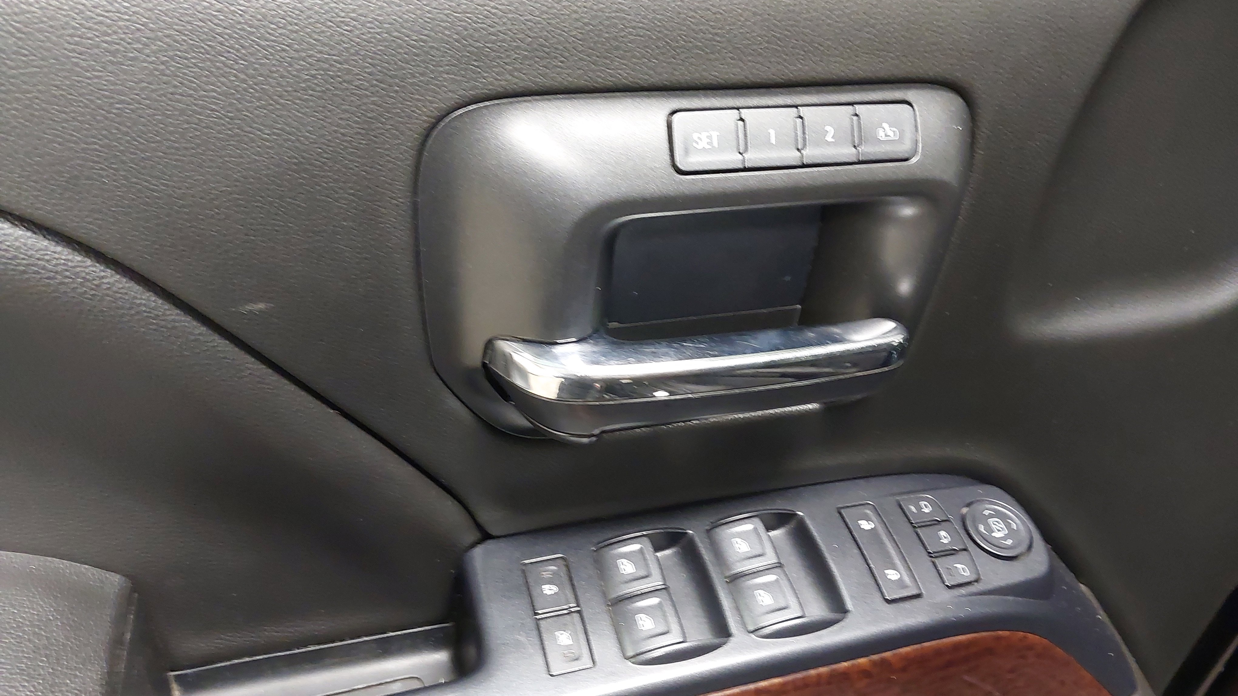 Used 2018 GMC Sierra 1500 SLT w/ SLT Premium Package image 26