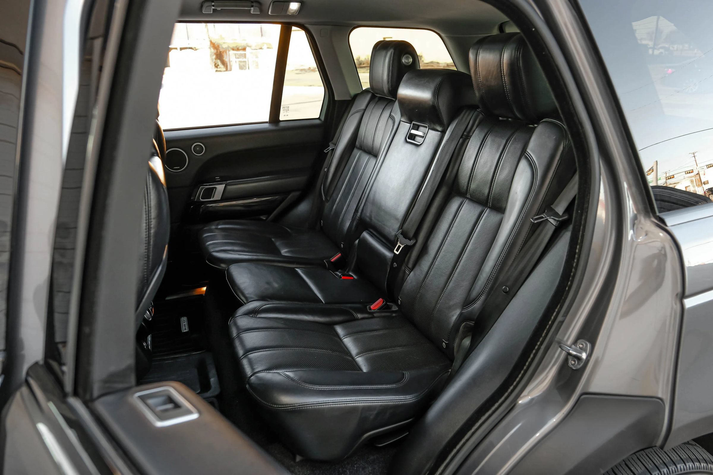 Used 2017 Land Rover Range Rover HSE AWD/4WD image 40