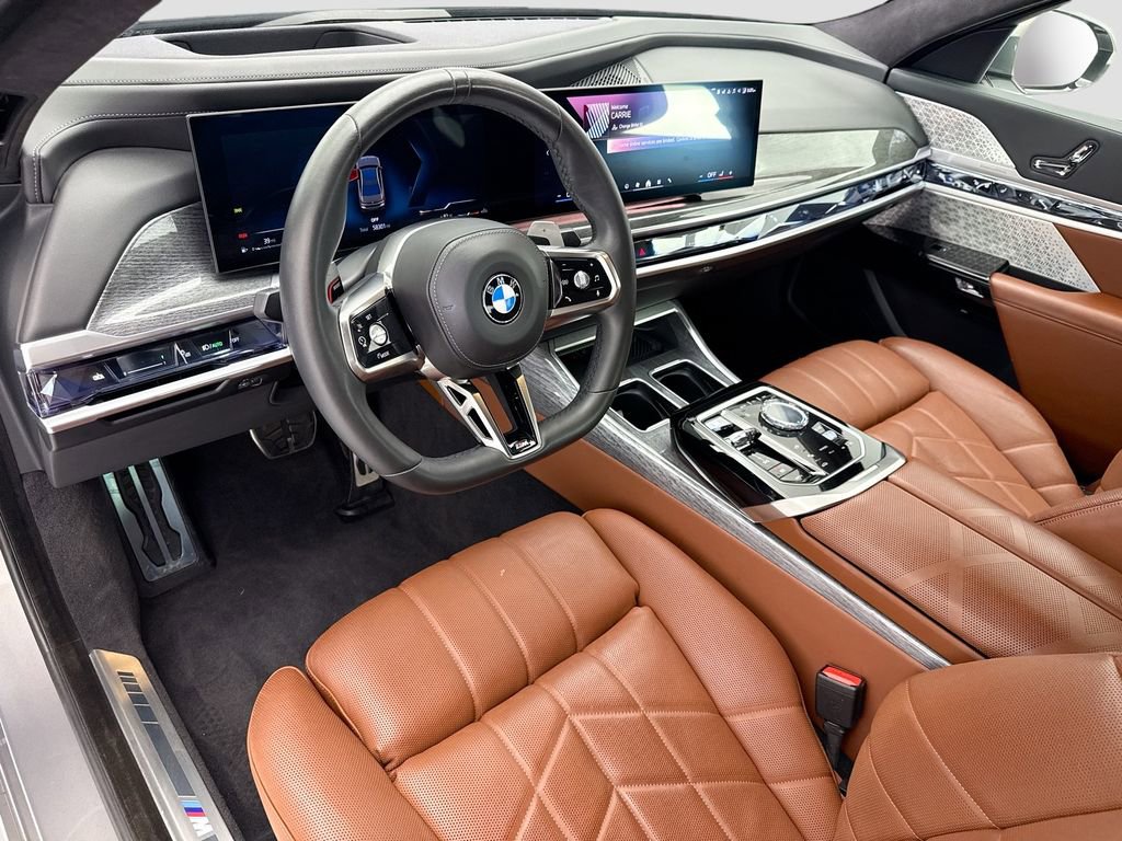 Used 2023 BMW 760i xDrive AWD/4WD image 9