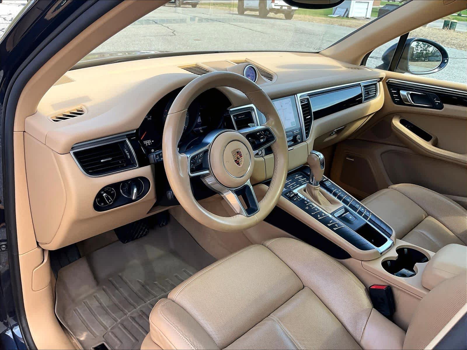 Used 2017 Porsche Macan S image 8