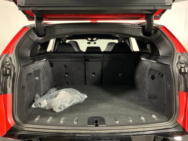 Certified 2023 BMW XM w/ M Driver's Package image 39
