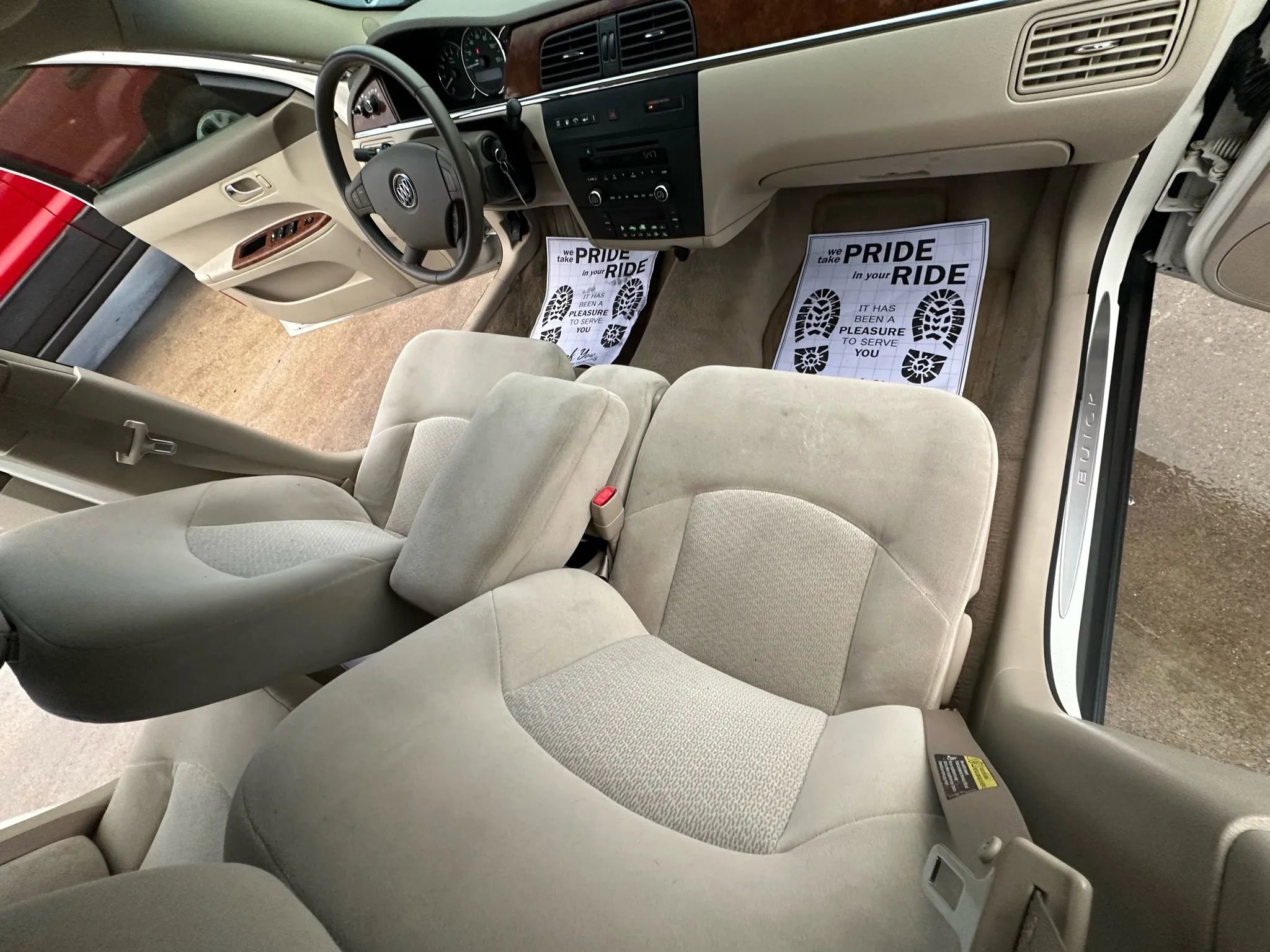 Used 2005 Buick LaCrosse CX w/ Silver Convenience Package image 19