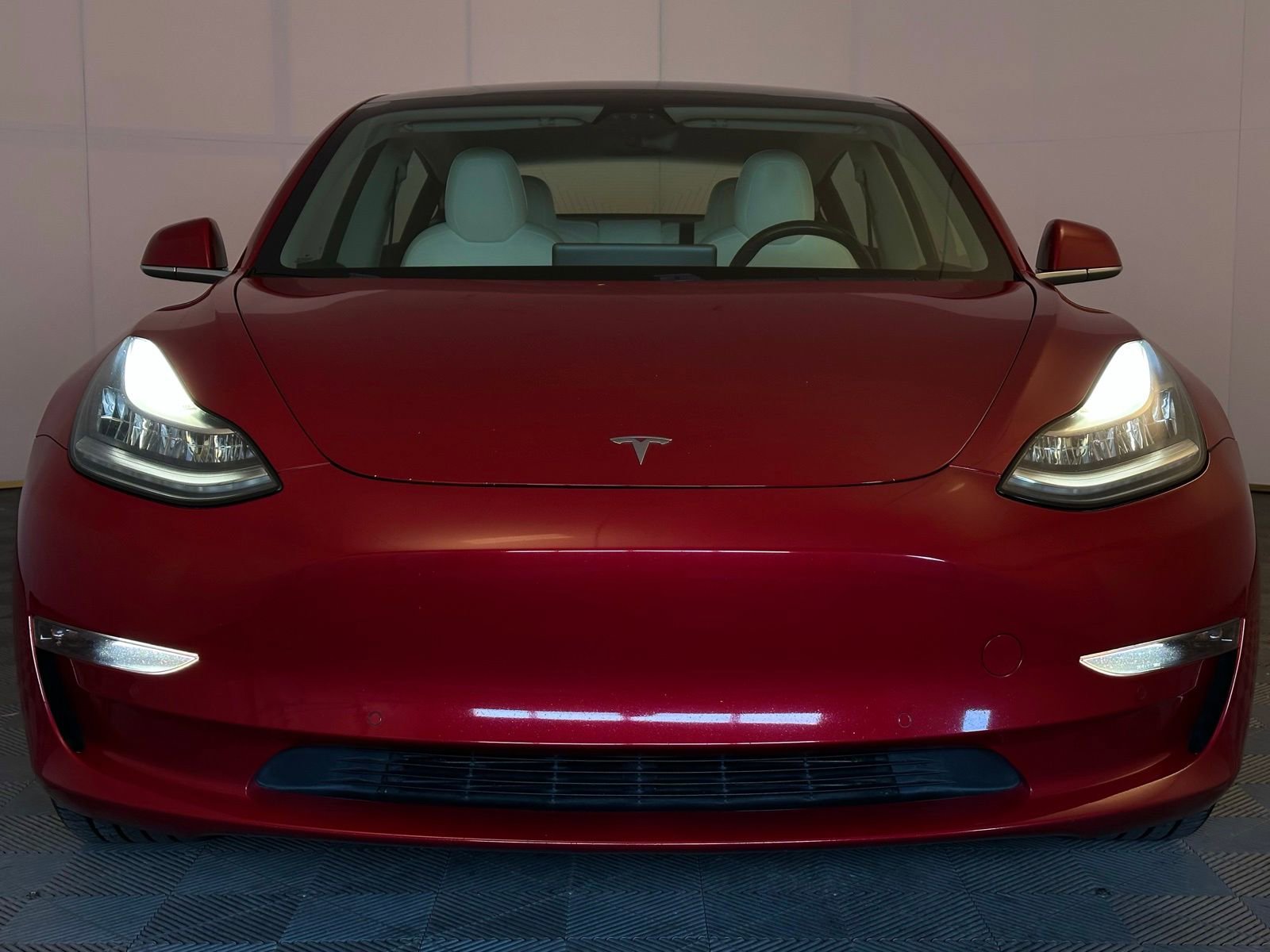 Used 2018 Tesla Model 3 Long Range AWD/4WD image 21