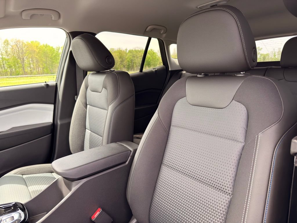 New 2026 Chevrolet Trax LT FWD image 22