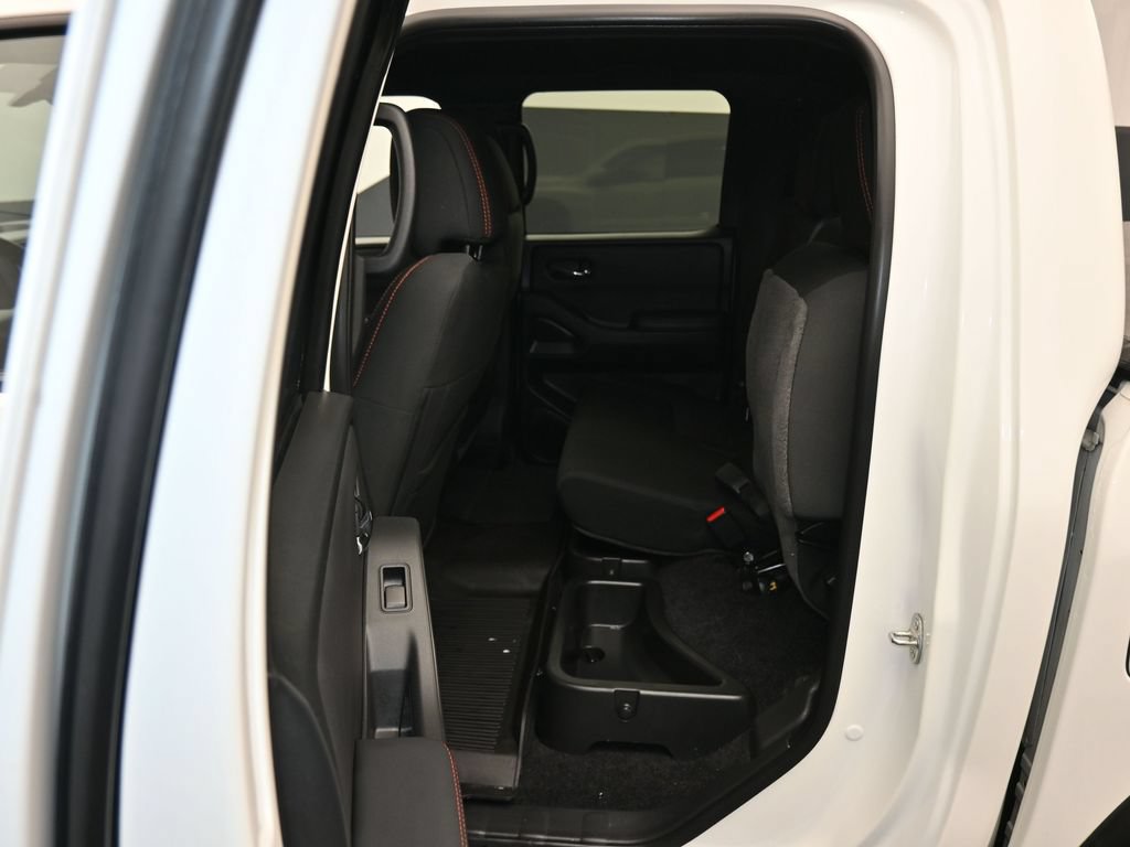 Used 2022 Nissan Frontier PRO-4X w/ Off-Road Protection Package AWD/4WD image 33