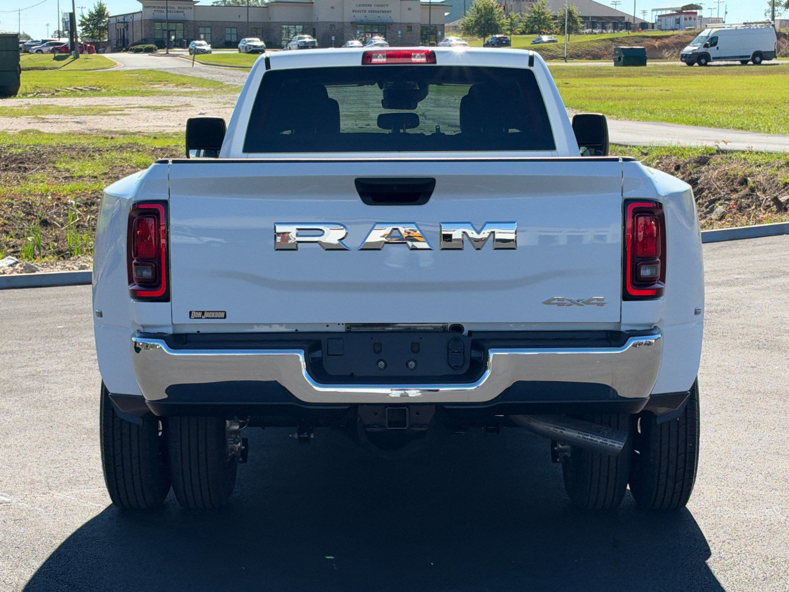 New 2027 RAM 3500 Tradesman w/ Chrome Appearance Group A AWD/4WD image 6