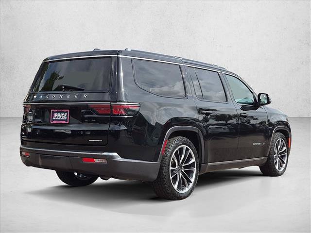 Used 2022 Jeep Wagoneer Series III w/ Premium Group I AWD/4WD image 5