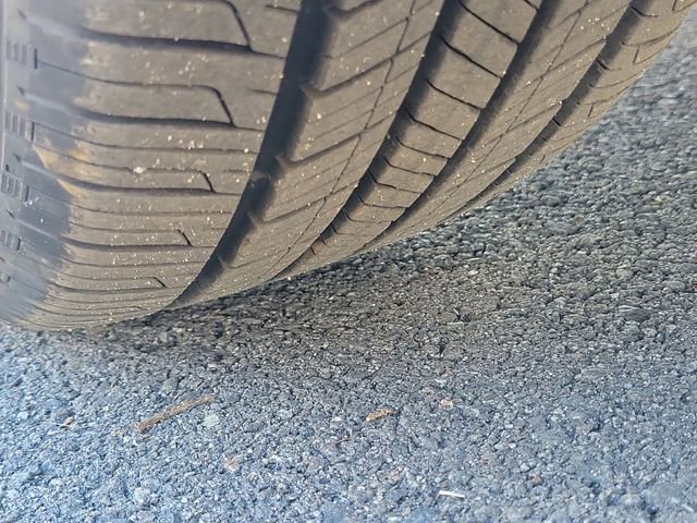 Used 2025 Nissan Sentra SV image 32