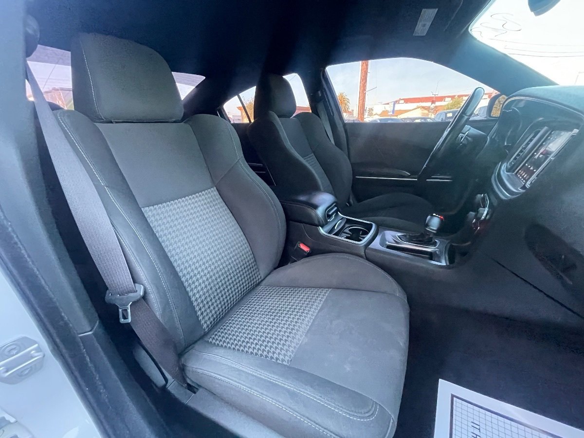Used 2019 Dodge Charger R/T RWD image 13