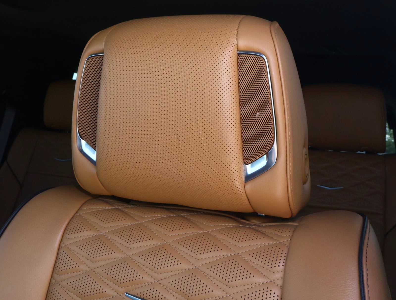 Used 2021 Cadillac Escalade Premium Luxury RWD image 20