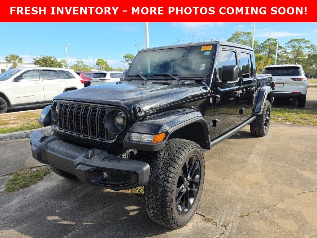Used 2024 Jeep Gladiator Sport