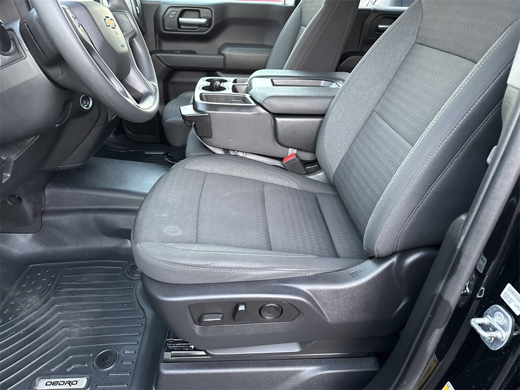 Used 2022 Chevrolet Silverado 1500 Custom image 9