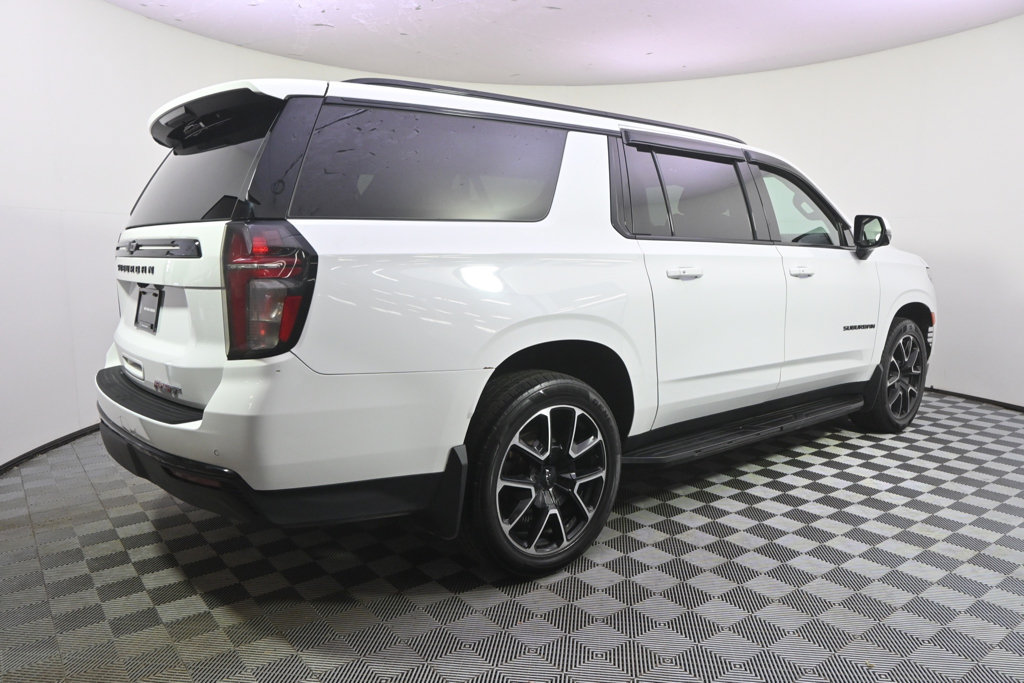 Used 2023 Chevrolet Suburban RST w/ Luxury Package AWD/4WD image 7