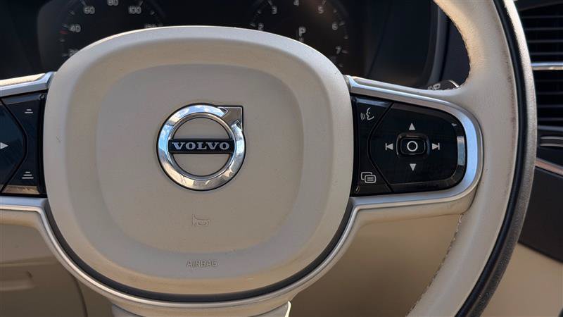 Used 2019 Volvo XC90 T6 Momentum w/ Protection Package Premier AWD/4WD image 32