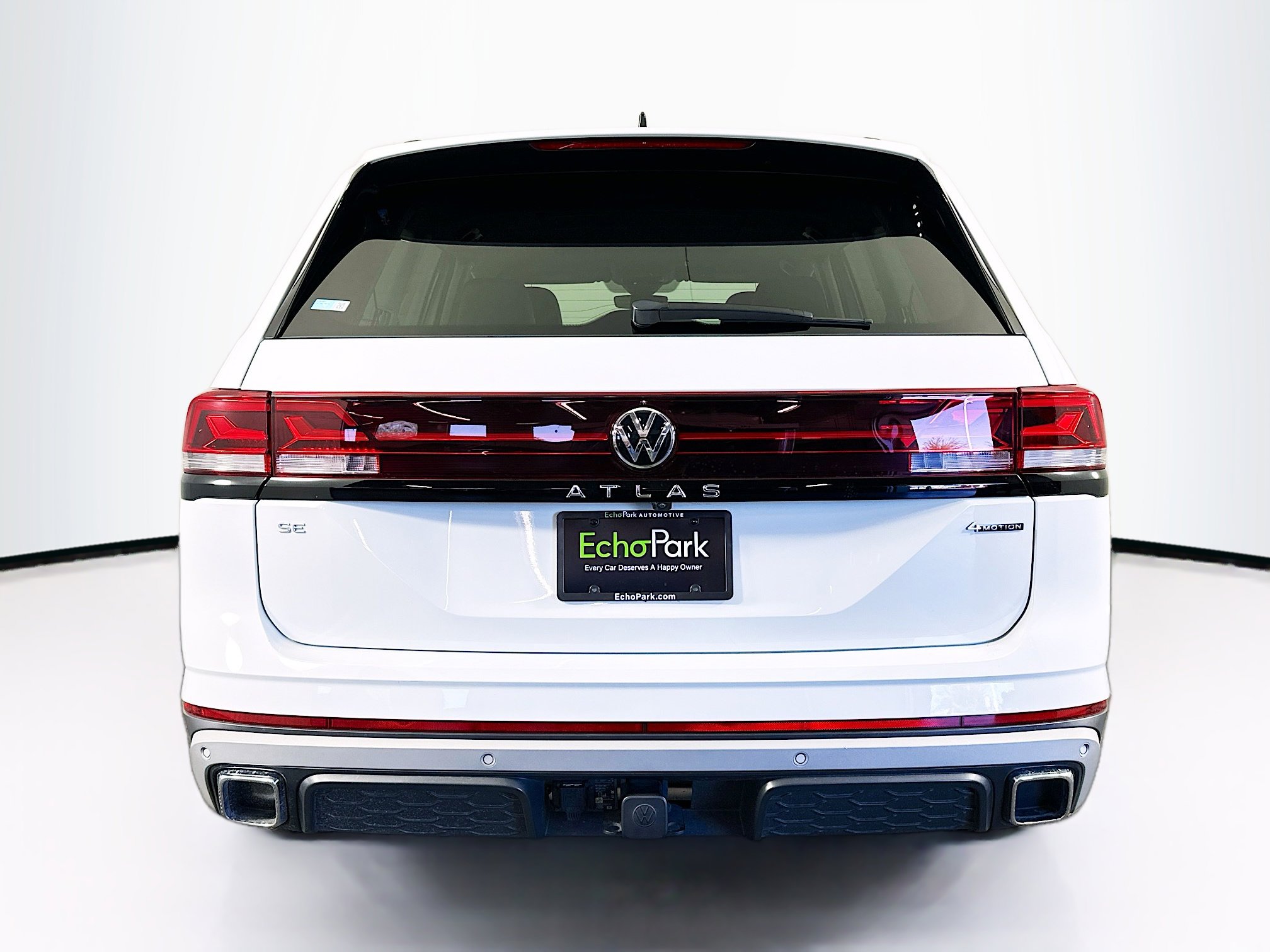 Used 2024 Volkswagen Atlas Peak Edition SE image 7