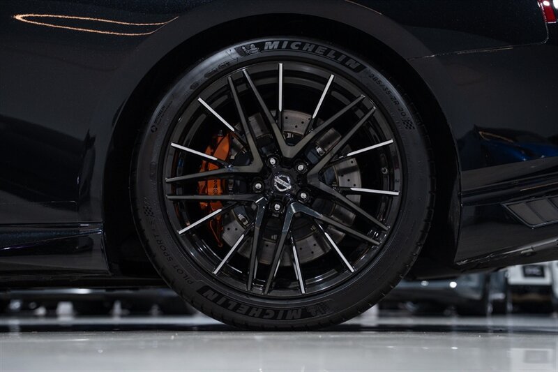 Used 2021 Nissan GT-R Premium AWD/4WD image 13