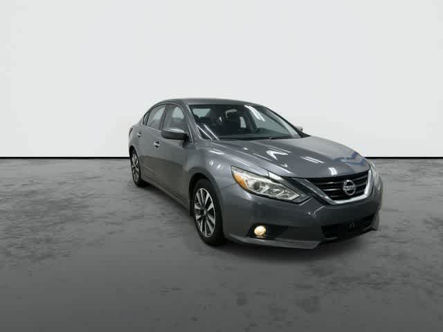 Used 2017 Nissan Altima 2.5 SV FWD image 6