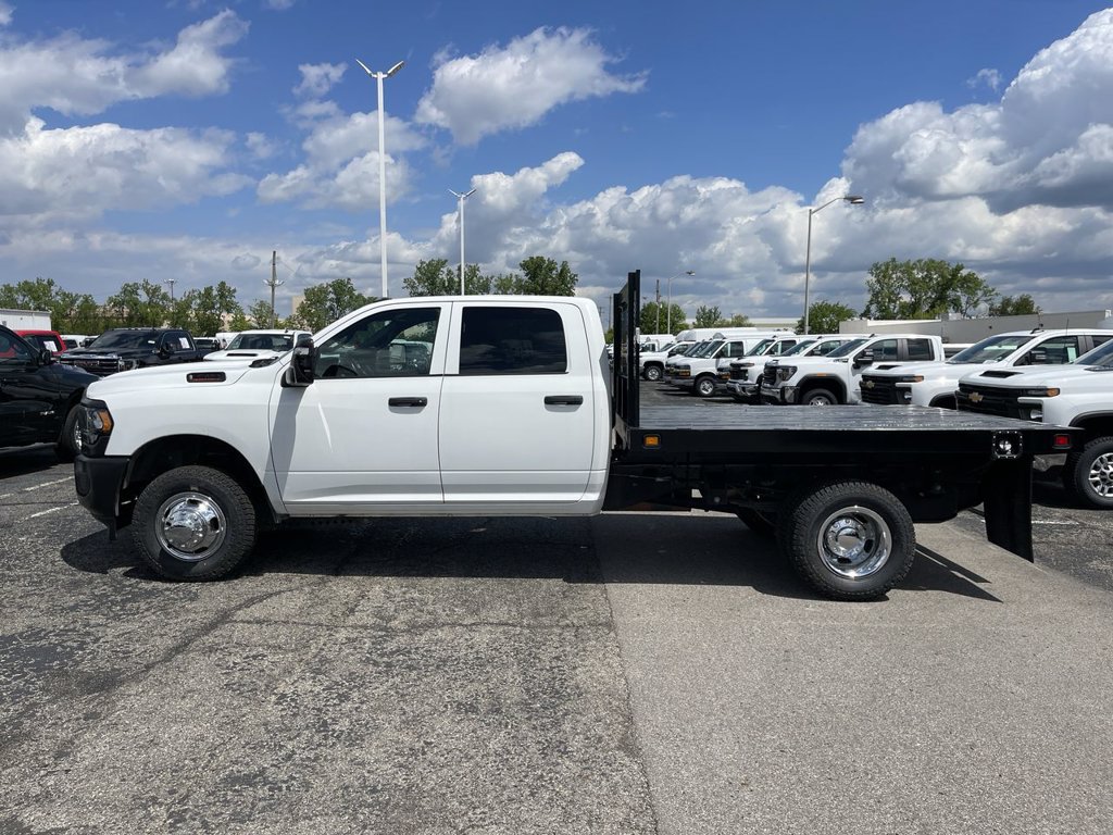 Used 2024 RAM 3500 Tradesman AWD/4WD image 9