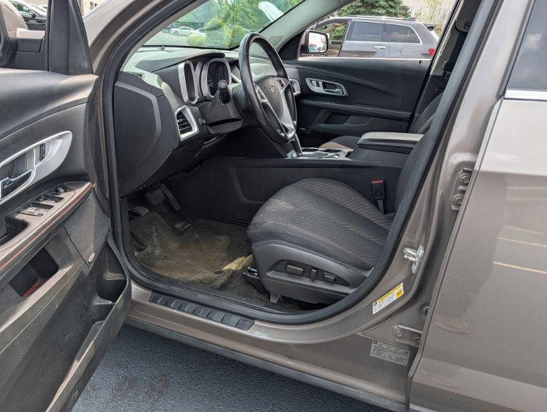 Used 2012 Chevrolet Equinox LT w/ All-Star Package FWD image 4