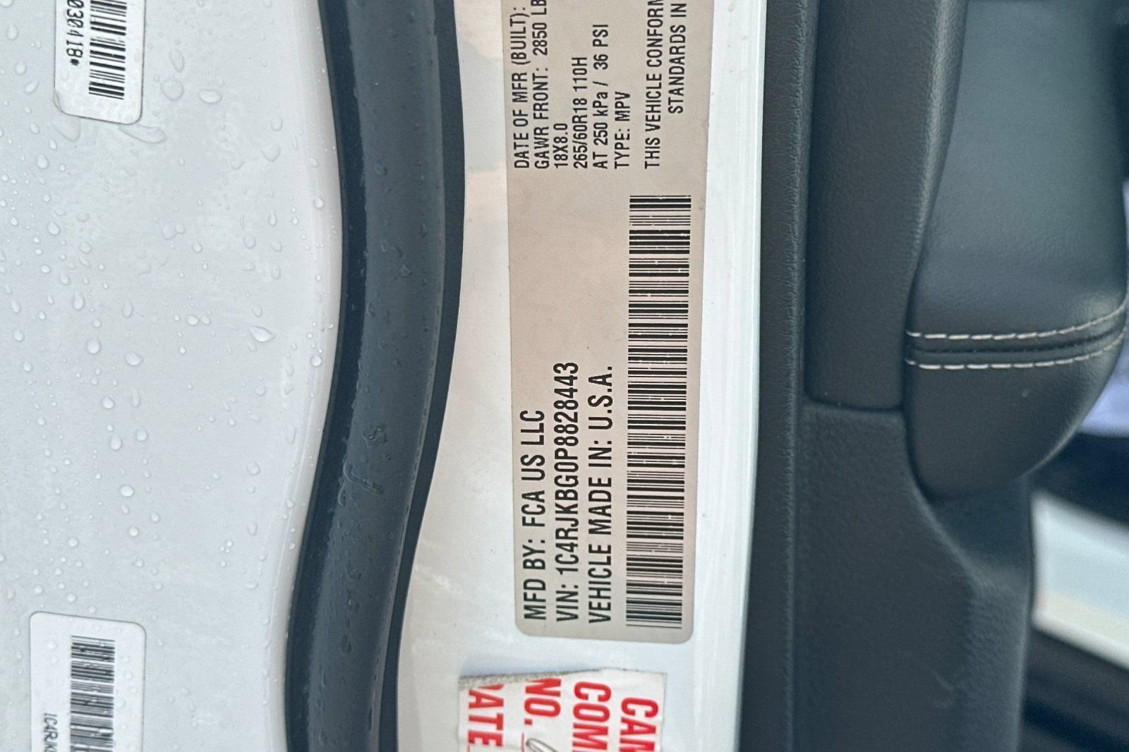 Used 2023 Jeep Grand Cherokee L Limited AWD/4WD image 31