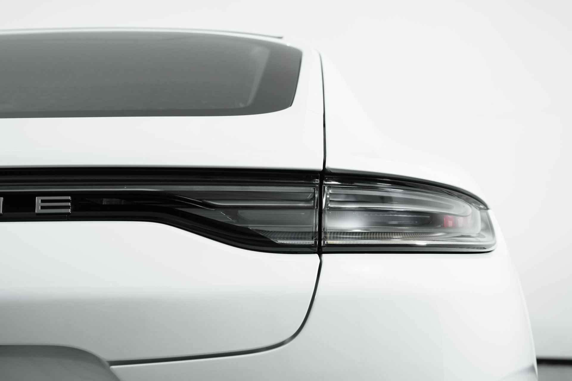 Used 2023 Porsche Panamera Platinum Edition RWD image 67