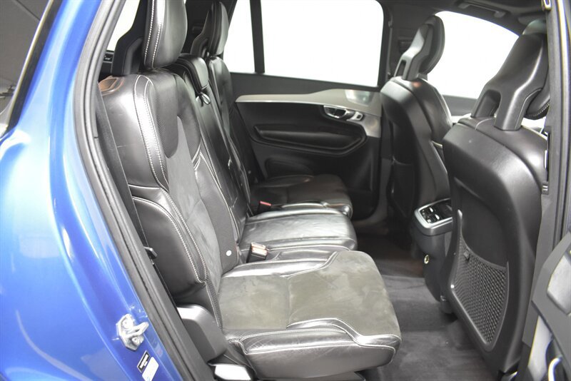 Used 2016 Volvo XC90 T6 R-Design w/ Protection Package Plus AWD/4WD image 32
