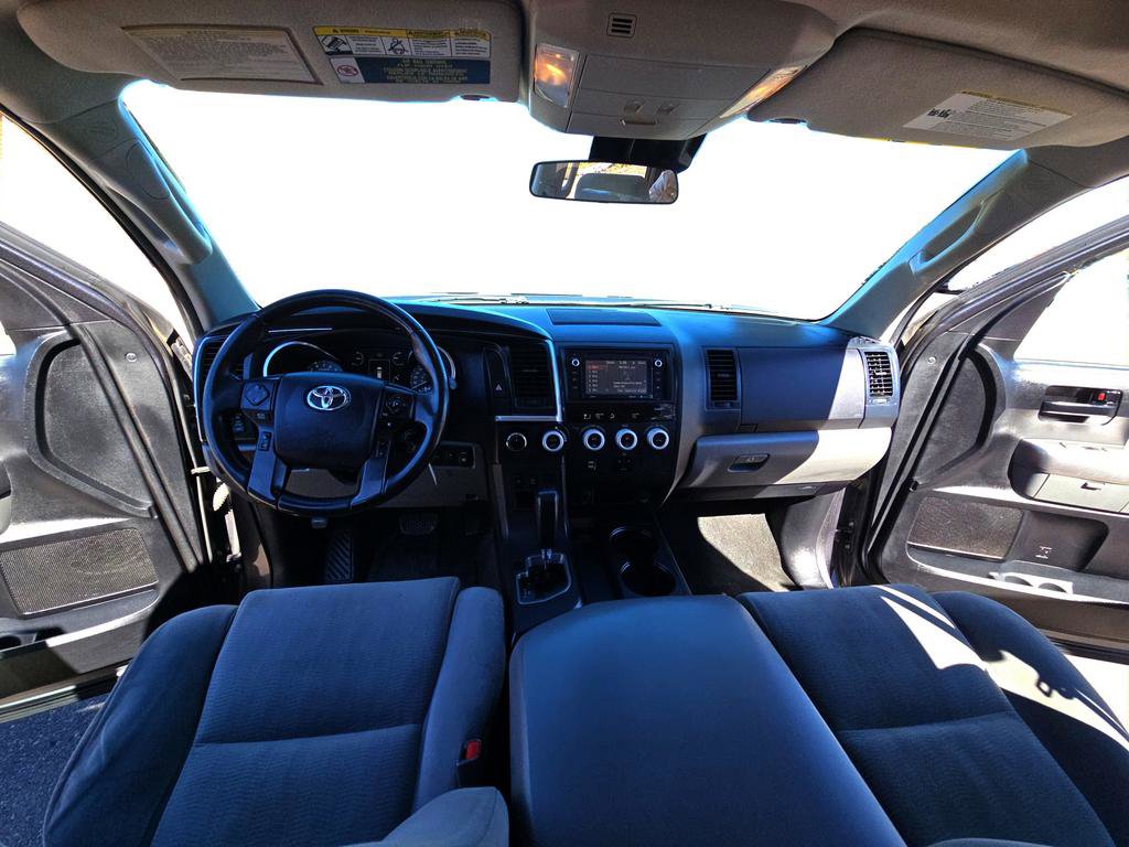 Used 2018 Toyota Sequoia SR5 w/ Carpet Mat Package AWD/4WD image 28